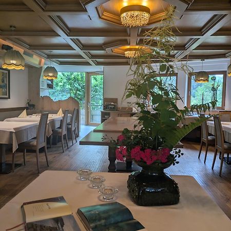 Hotel Alpenblick Sarentino المظهر الخارجي الصورة
