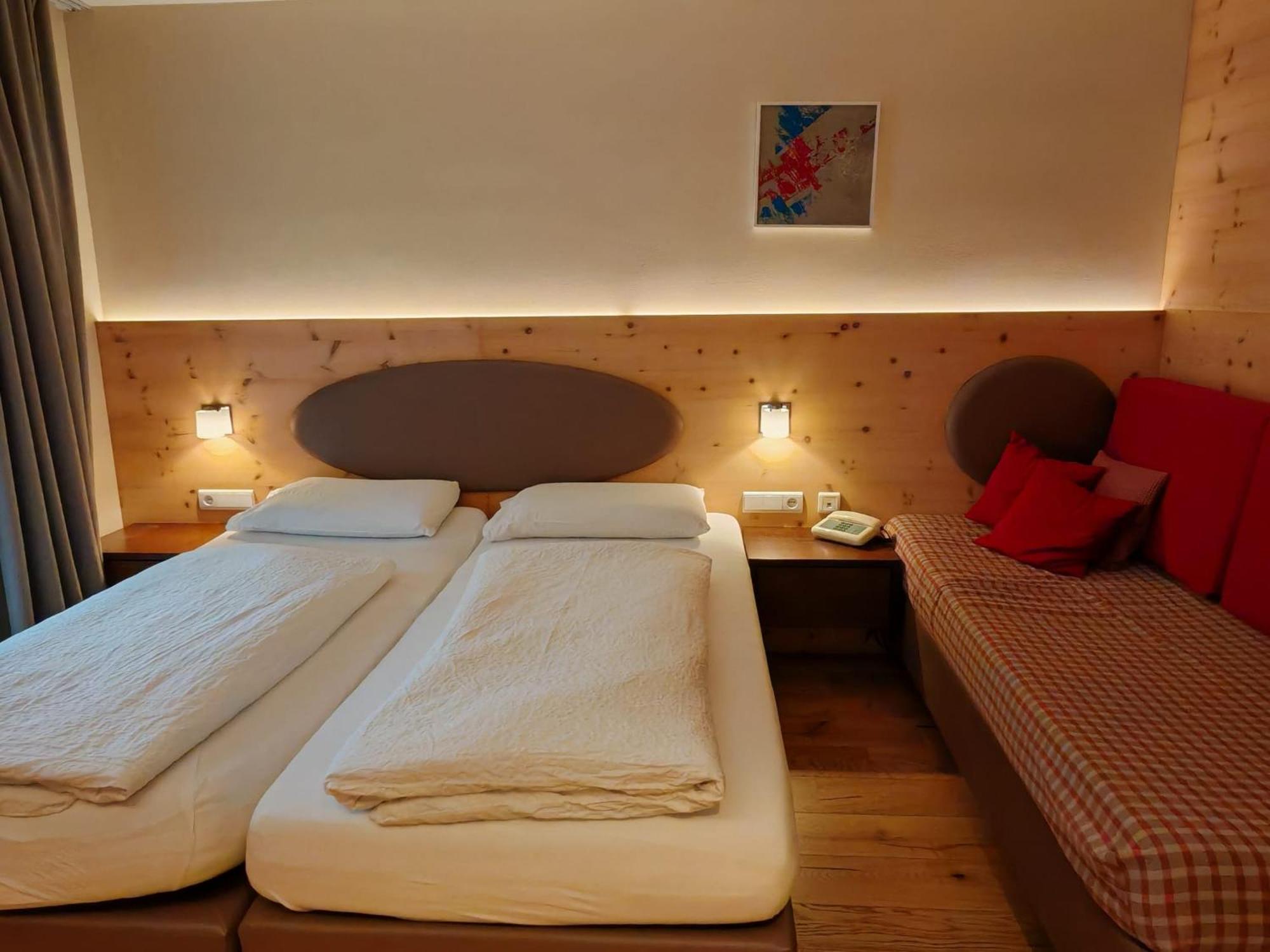 Hotel Alpenblick Sarentino المظهر الخارجي الصورة