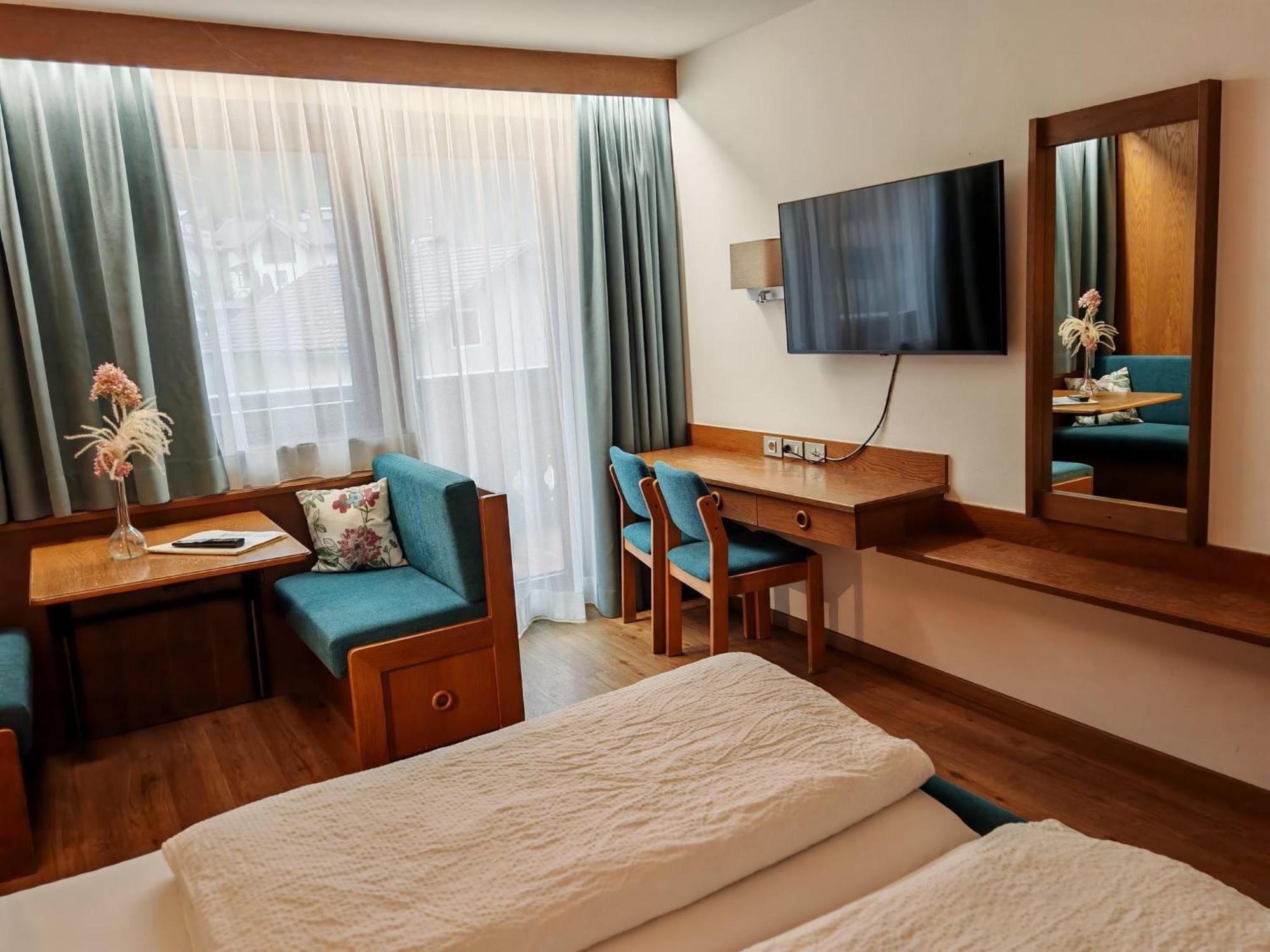 Hotel Alpenblick Sarentino المظهر الخارجي الصورة