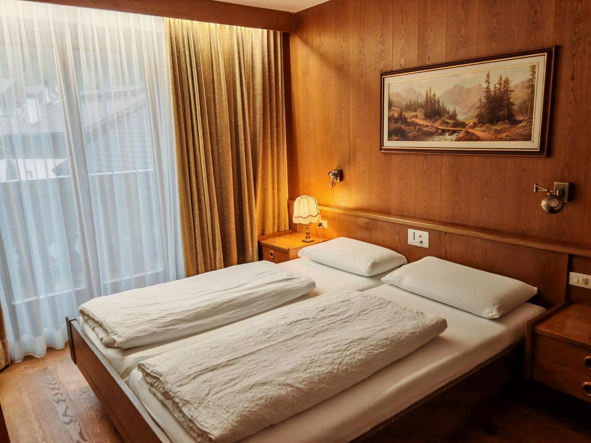 Hotel Alpenblick Sarentino المظهر الخارجي الصورة