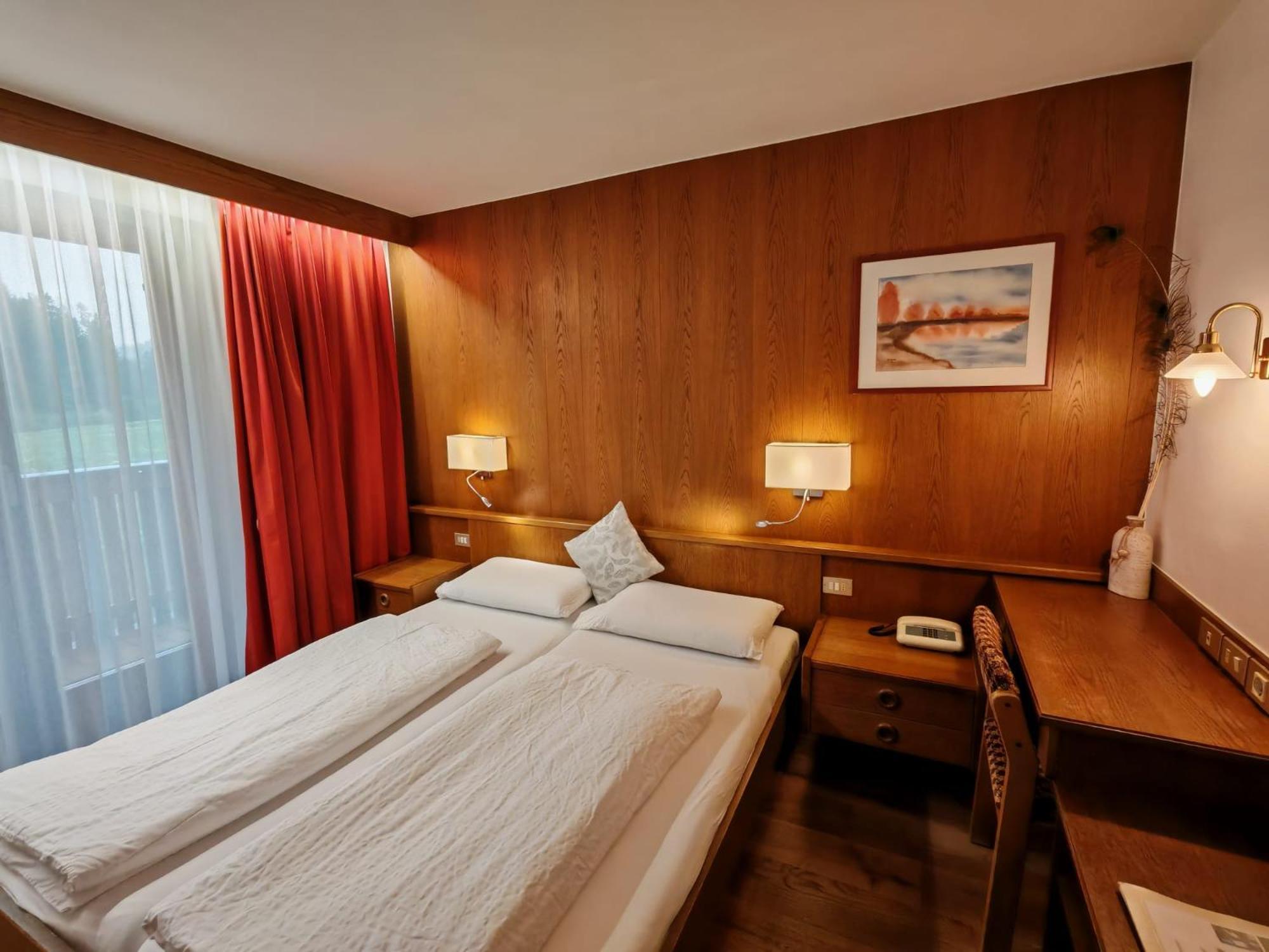Hotel Alpenblick Sarentino المظهر الخارجي الصورة