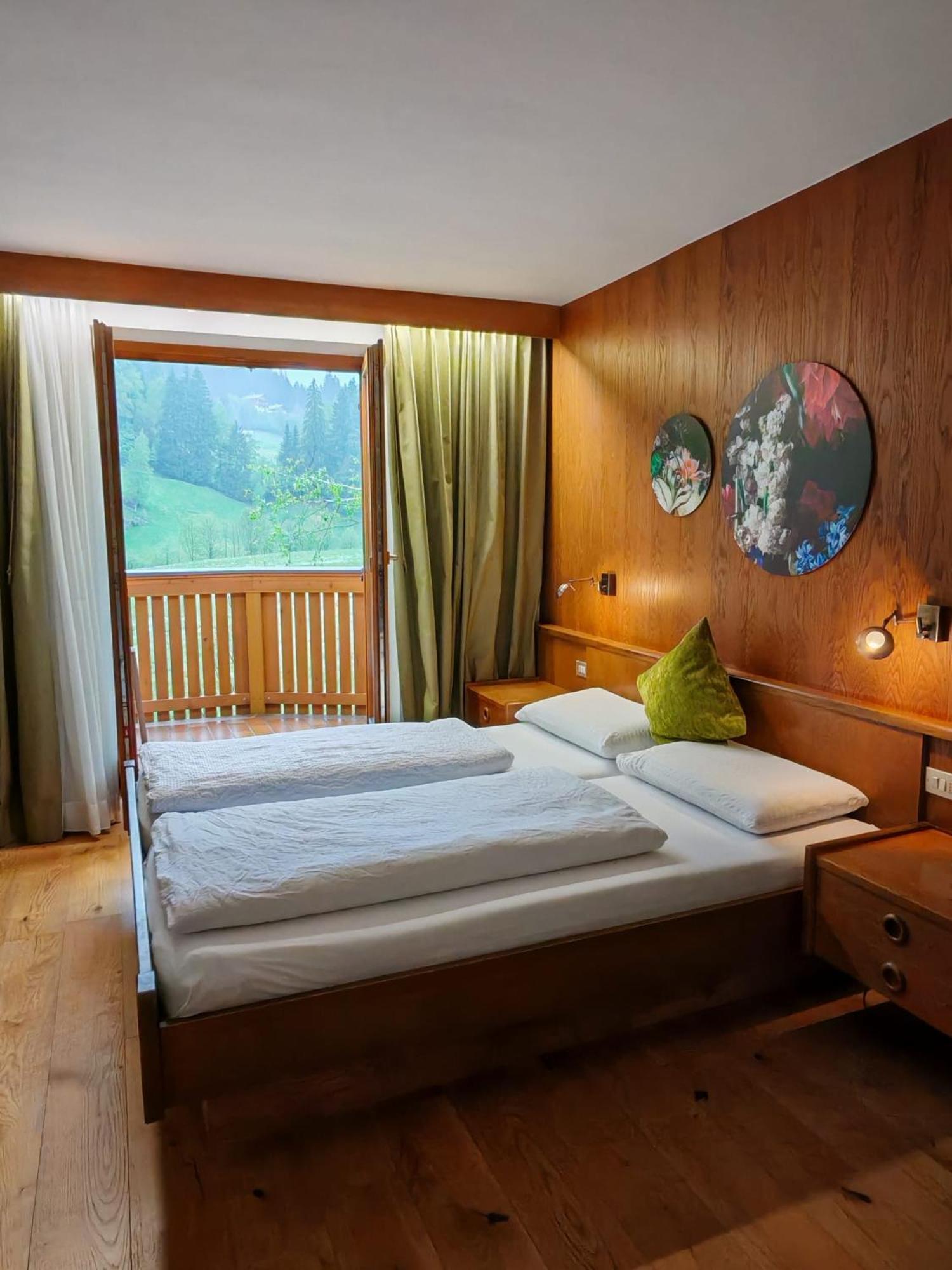 Hotel Alpenblick Sarentino المظهر الخارجي الصورة
